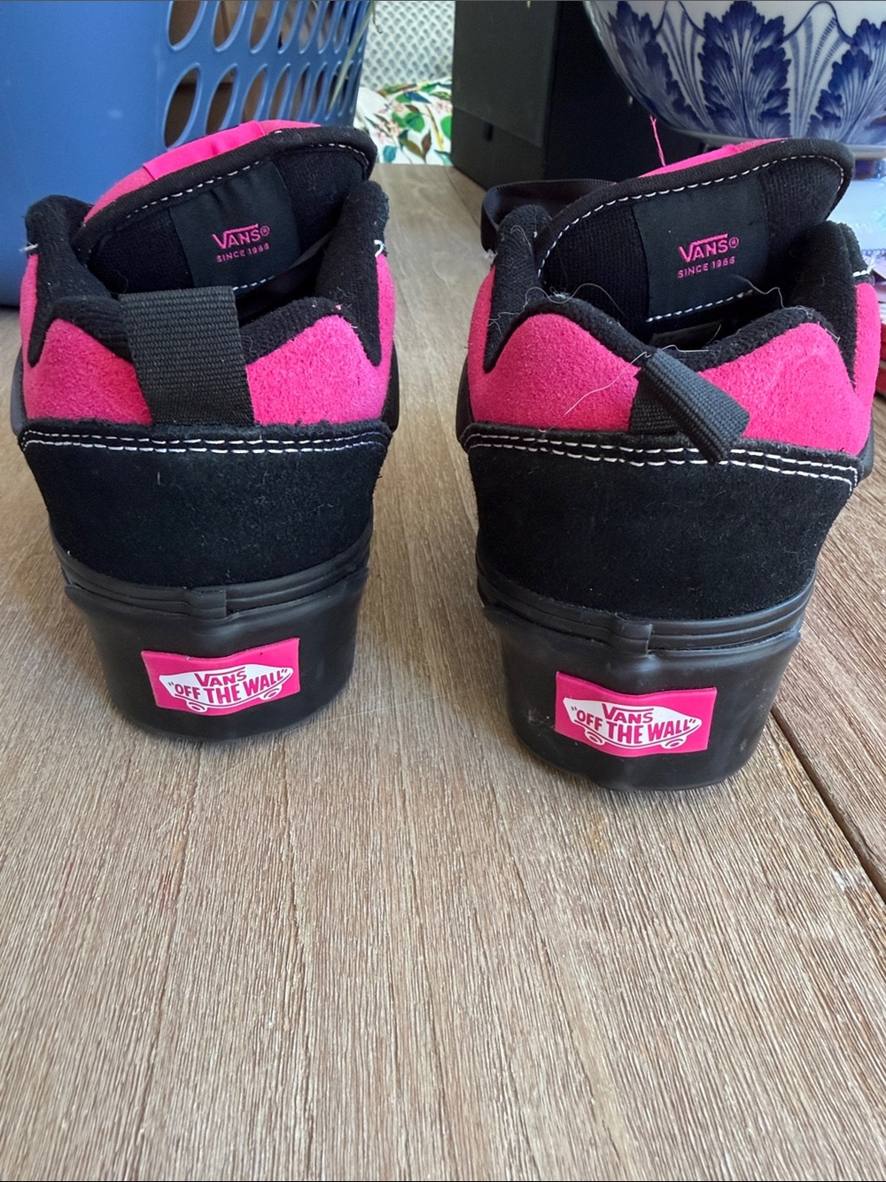 Platform sneaker - Picture 3 of 5